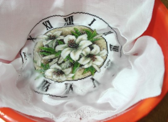 как правильно стирать вышивку